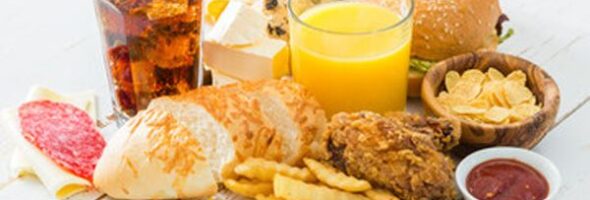 Cómo una mala nutrición contribuye a problemas digestivos